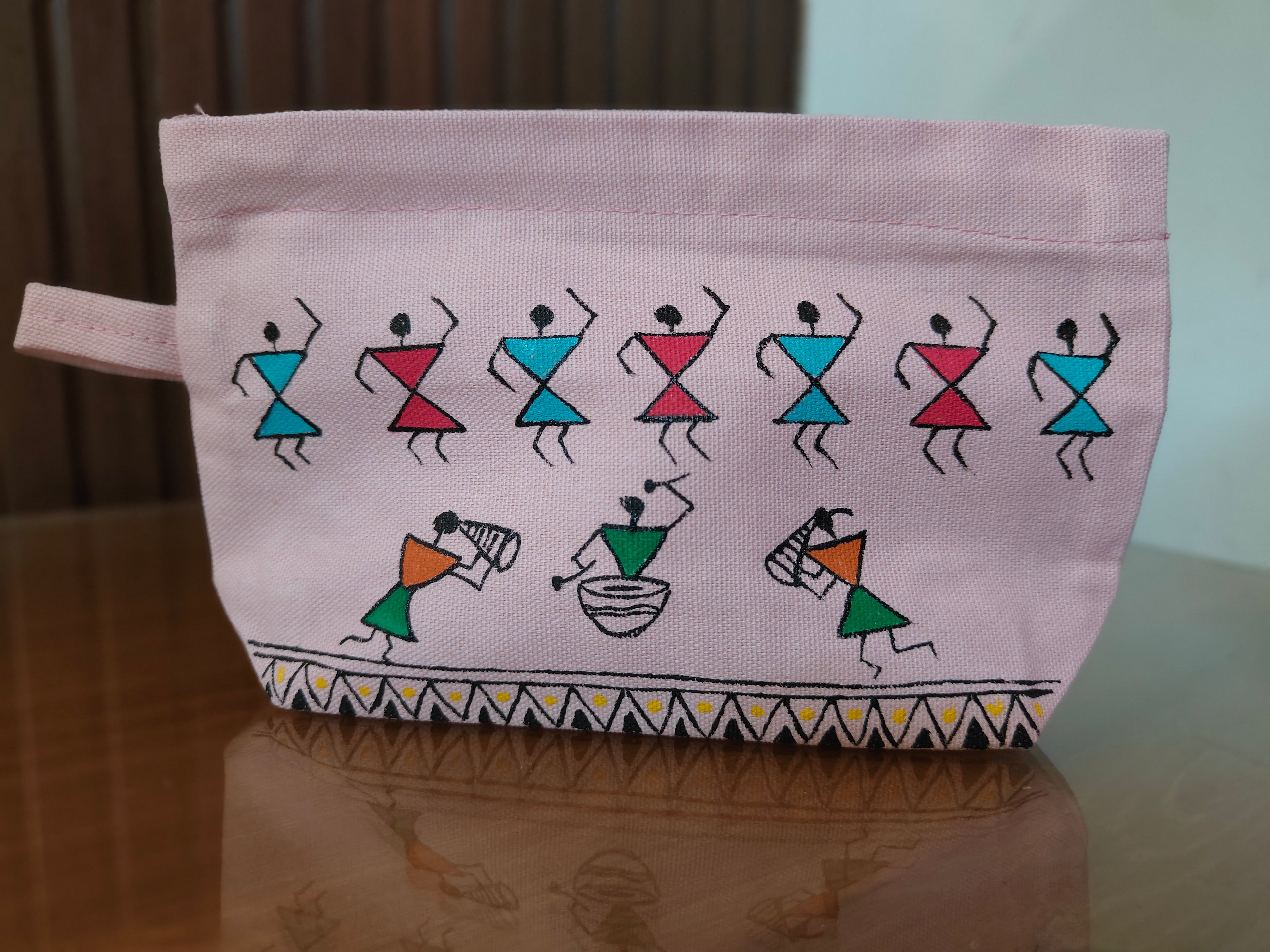 Utility Pouch with base